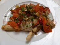 Gedünstete Austernpilze mit Tomaten und Ingwer