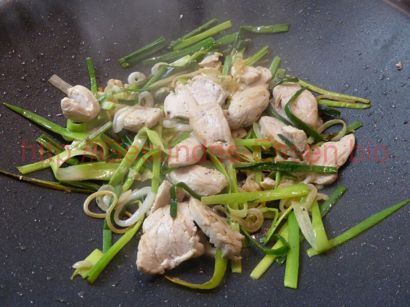 Gemüse und Geflügel im Wok - Gesundes-Essen.bio