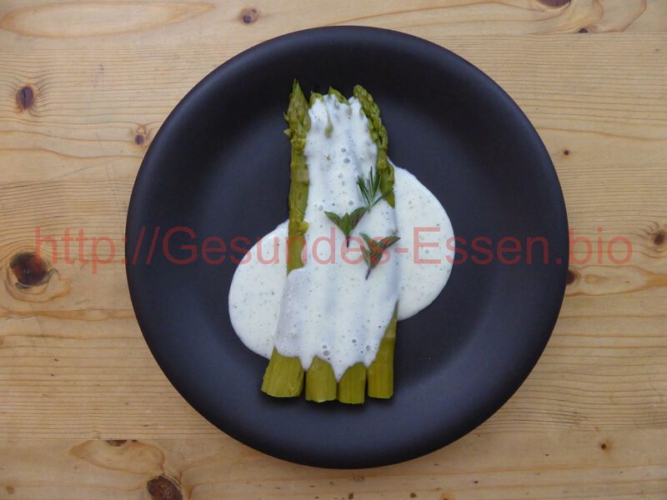 "Grüner Spargel"