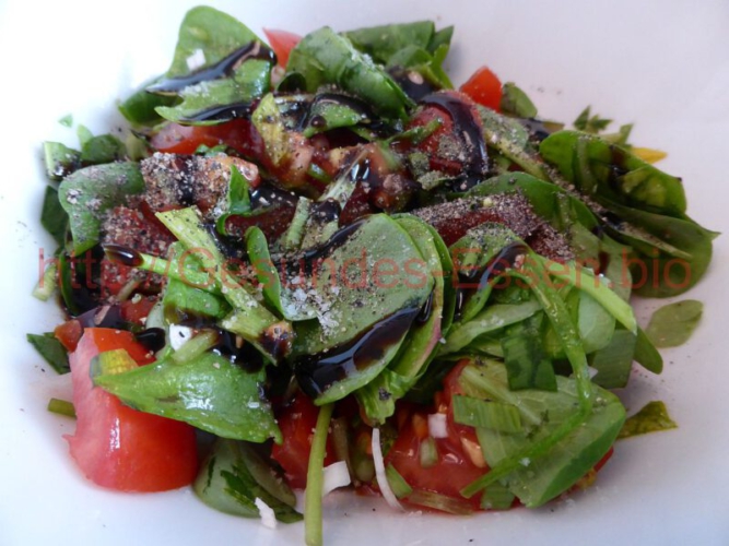 Veganer_Frühlingssalat_3_30042018